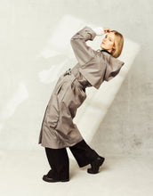 Load image into Gallery viewer, Waterproof trench coat