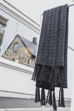 Load image into Gallery viewer, Rokkarnir blanket