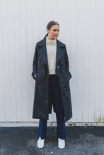 Load image into Gallery viewer, Wool coat

