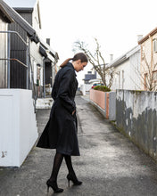 Load image into Gallery viewer, Wool coat
